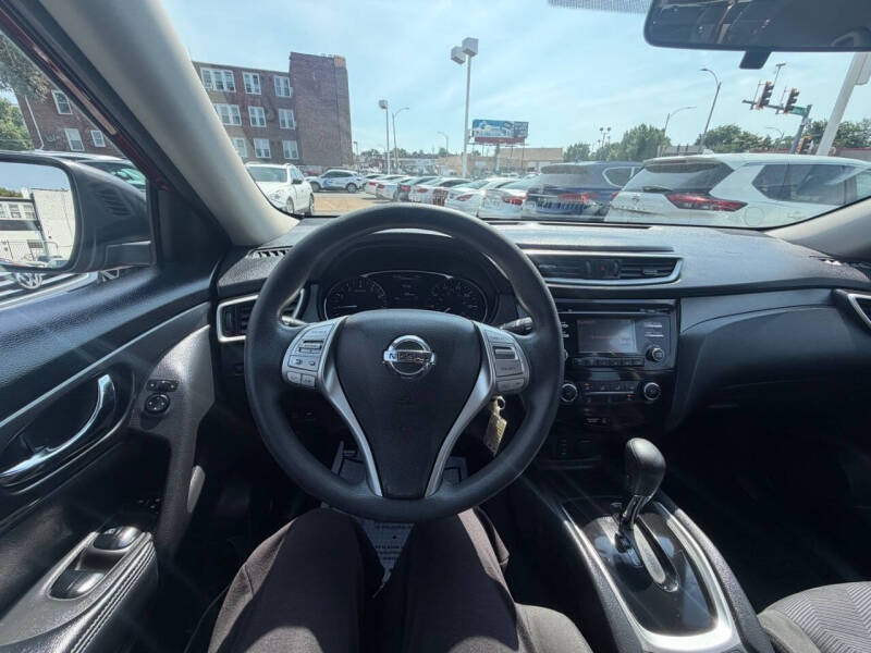 2015 Nissan Rogue S