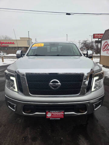 2017 Nissan Titan SV