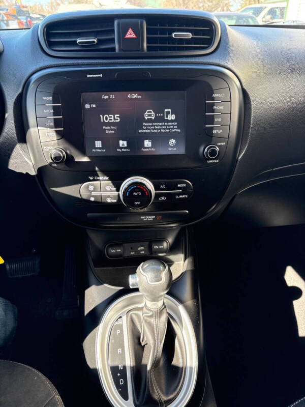 2018 Kia Soul +