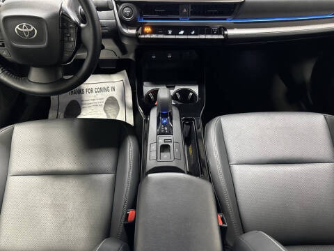 2025 Toyota Prius XLE