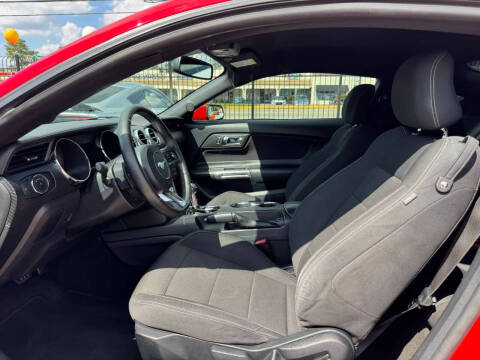 2015 Ford Mustang V6