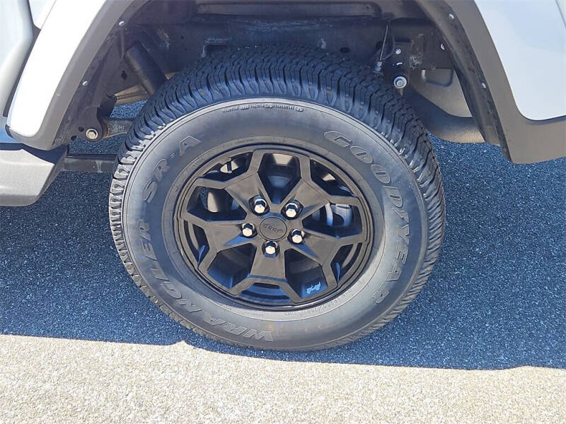 2022 Jeep Gladiator Willys