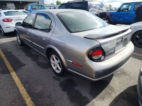 2000 Nissan Maxima SE