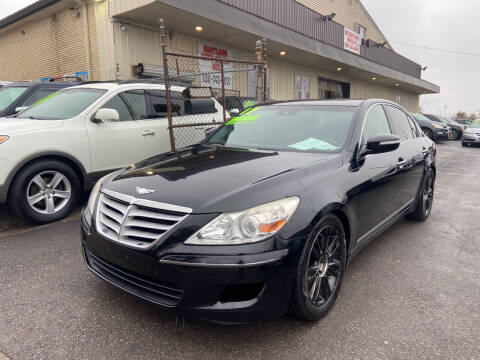 2009 Hyundai Genesis for sale at Six Brothers Mega Lot in Youngstown OH