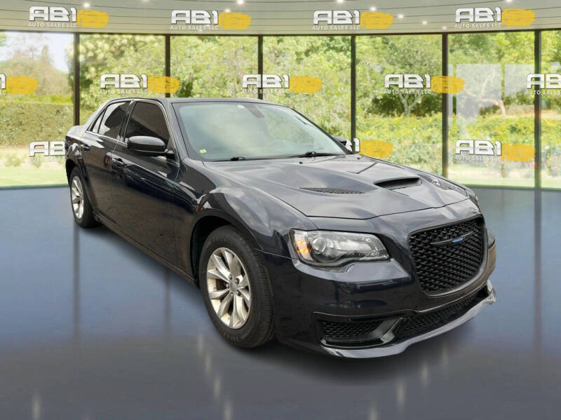 2018 Chrysler 300 Touring L