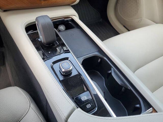 2022 Volvo XC90 Recharge T8 Inscription Expression 7P