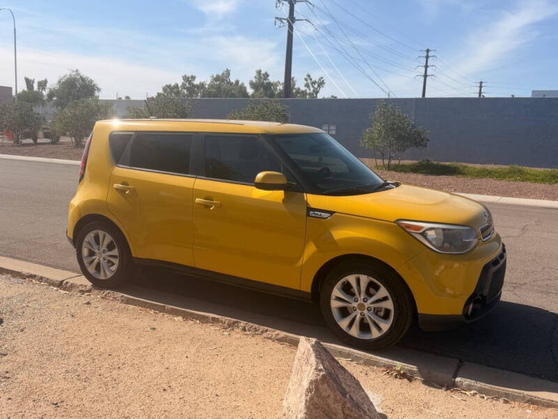 2016 Kia Soul +