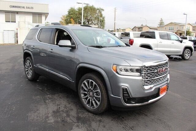 2022 GMC Acadia Denali