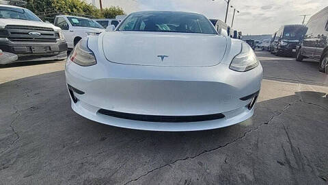 2020 Tesla Model 3 Standard Range