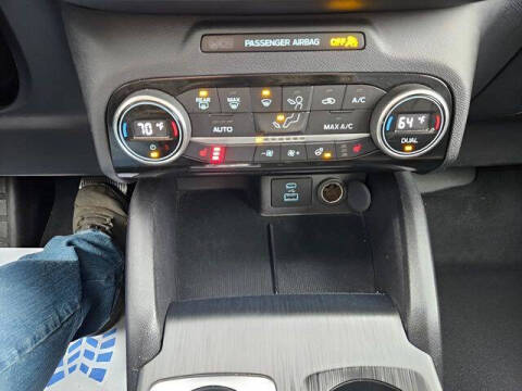 2021 Ford Escape Titanium