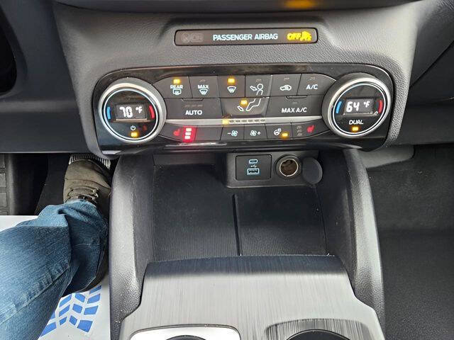 2021 Ford Escape Titanium