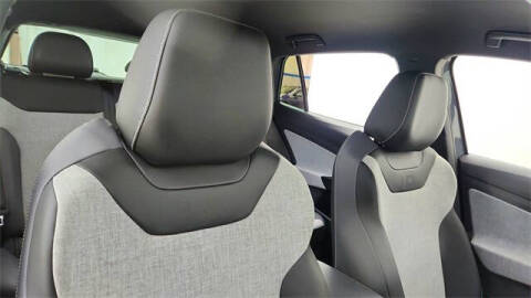 2025 Volkswagen ID.4 Pro