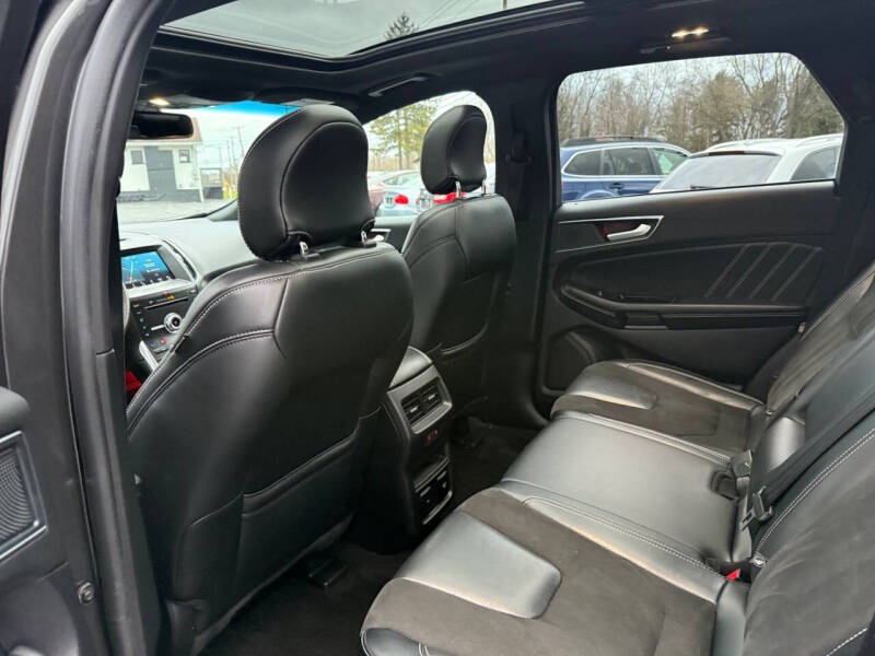 2019 Ford Edge ST