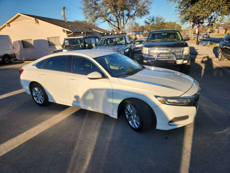 Used 2018 Honda Accord LX with VIN 1HGCV1F12JA262068 for sale in Dallas, TX