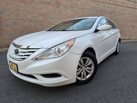 2011 Hyundai Sonata for sale at Auto Deals in Roselle IL