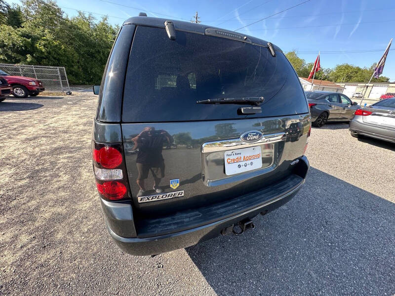 2010 Ford Explorer XLT