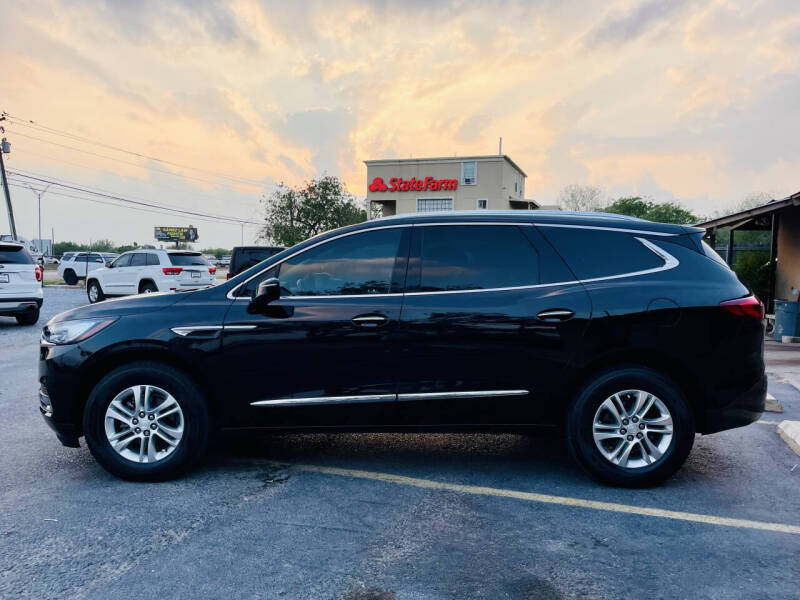 2020 Buick Enclave Essence