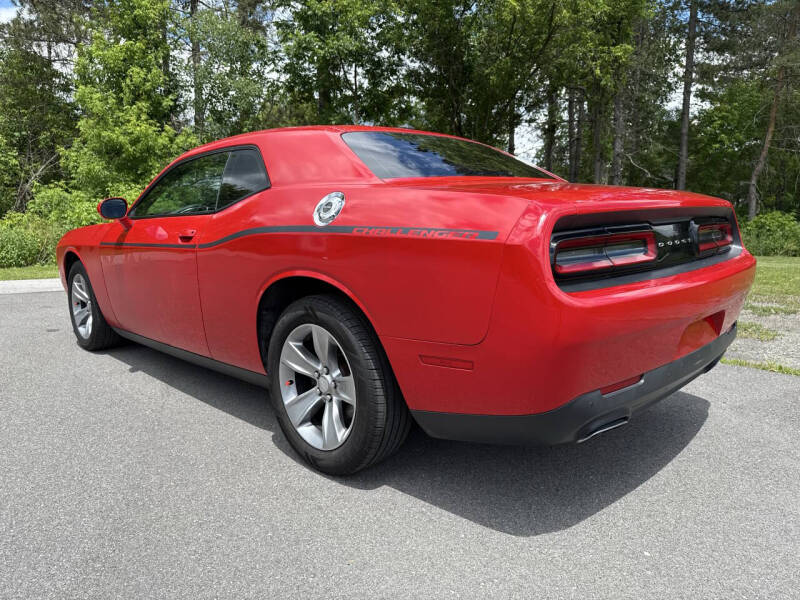 2016 Dodge Challenger SXT