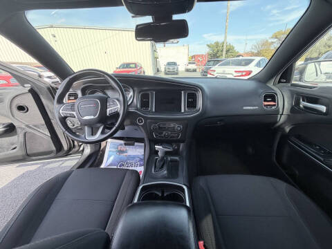 2017 Dodge Charger SXT