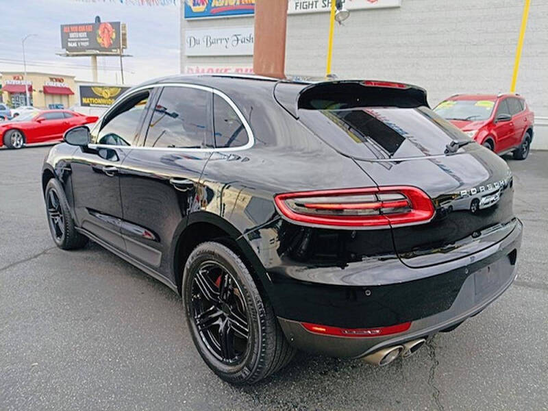 2015 Porsche Macan S