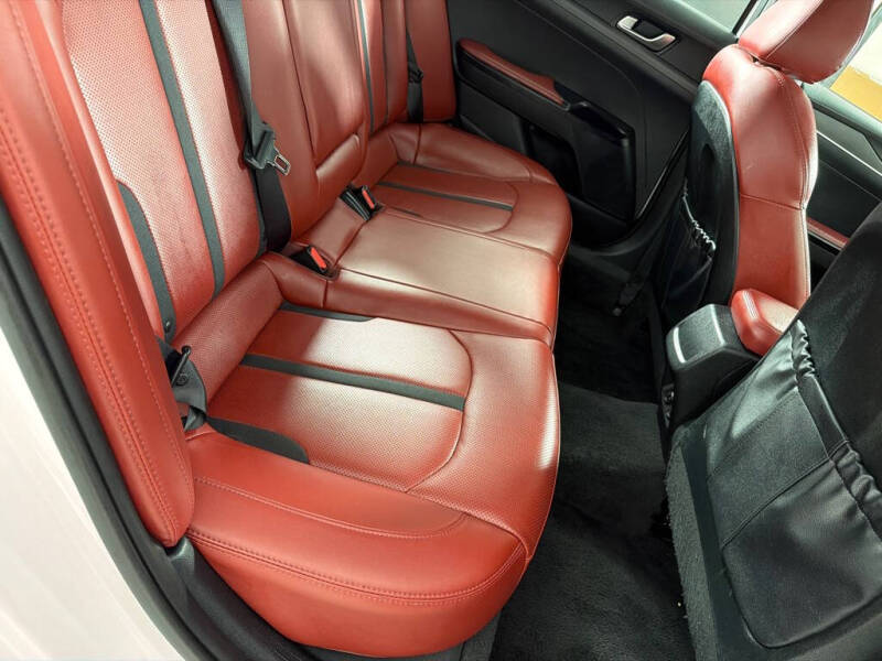 2023 Kia K5