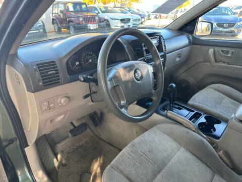 2005 Kia Sorento LX