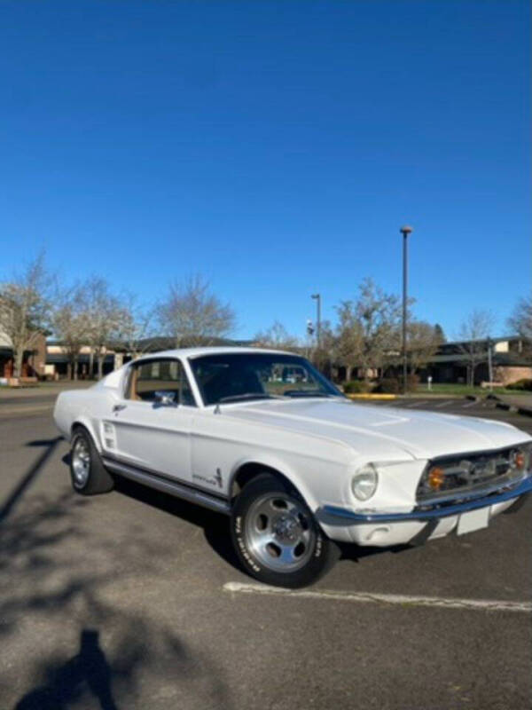 1967 Ford Mustang Custom Fastback