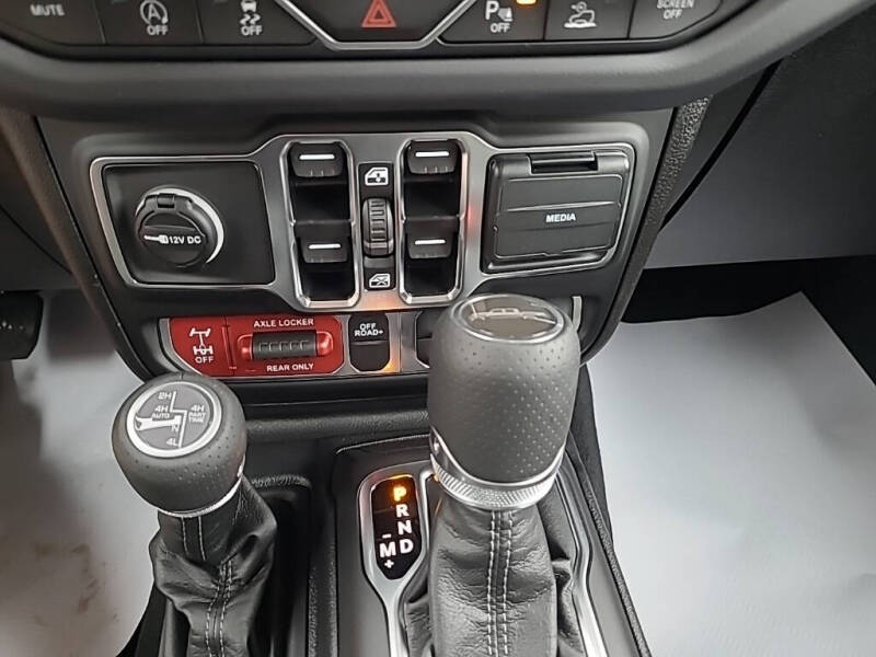 2025 Jeep Gladiator Mojave