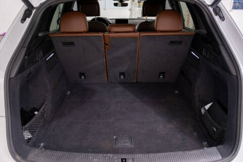 2018 Audi Q5 2.0T quattro Premium Plus