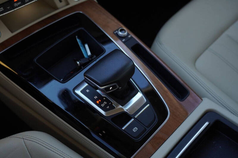 2022 Audi Q5 quattro S line Prem Plus 45 TFSI