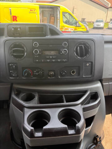 2012 Ford E-Series E-350 SD XL