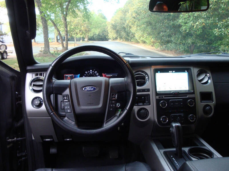 2017 Ford Expedition XLT