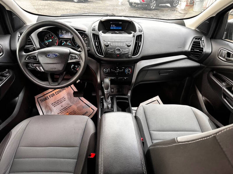 2019 Ford Escape S