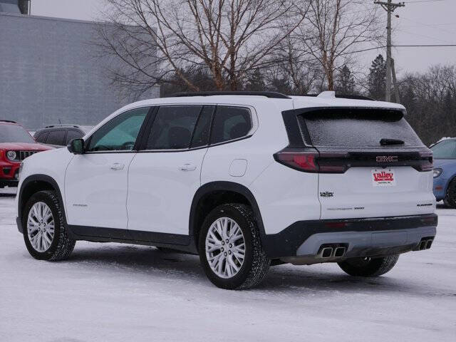 2025 GMC Acadia Elevation