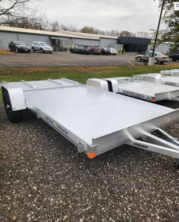 2025 Bear Track BTU80168F