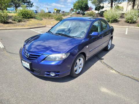 2005 Mazda MAZDA3 for sale at Viking Motors in Medford OR