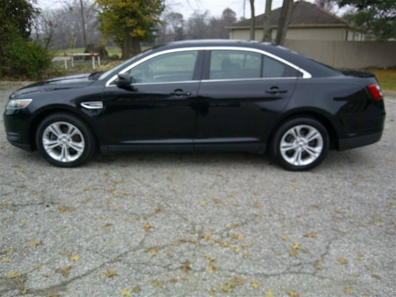 2018 Ford Taurus SEL