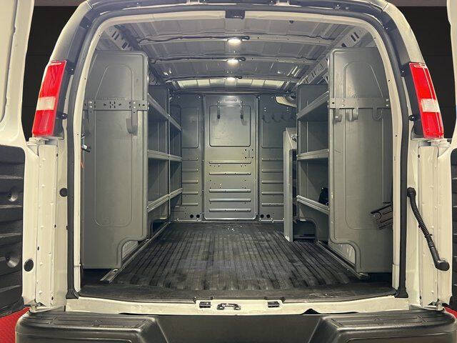 2021 Chevrolet Express 2500