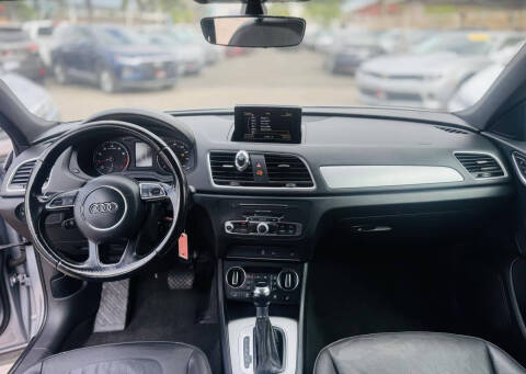 2017 Audi Q3 2.0T Premium