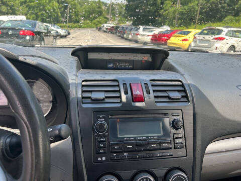 2015 Subaru Forester 2.5i