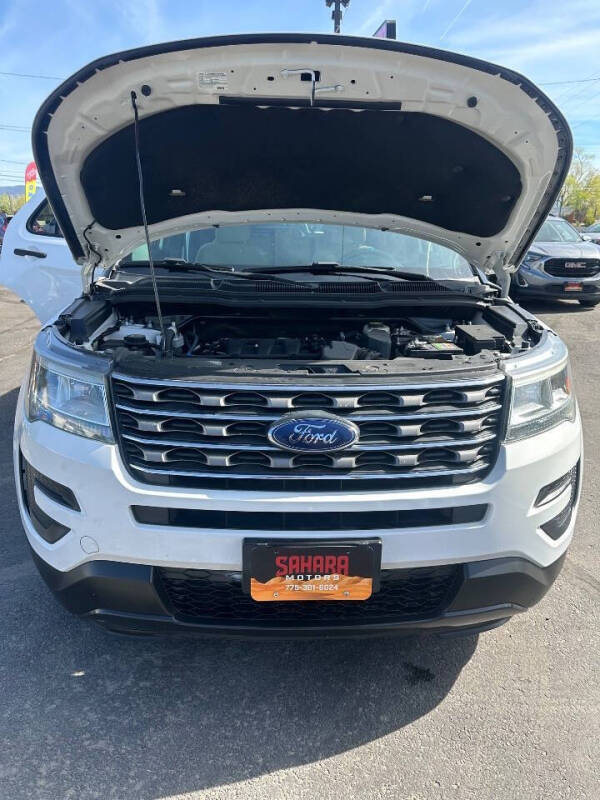 2016 Ford Explorer