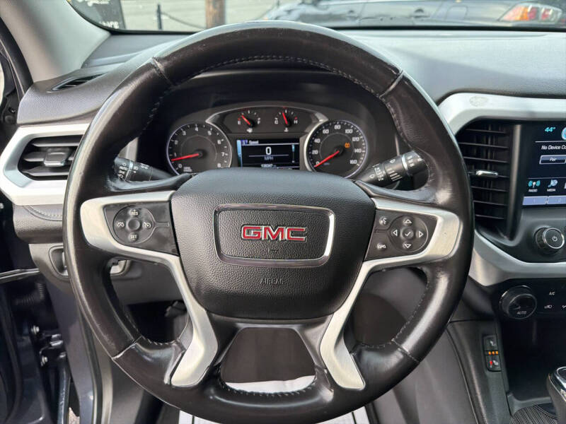 2019 GMC Acadia SLT-1