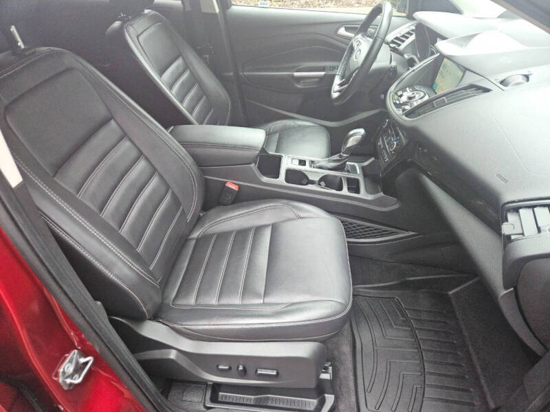 2019 Ford Escape Titanium