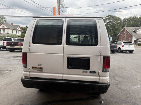 2012 Ford E-Series E-250