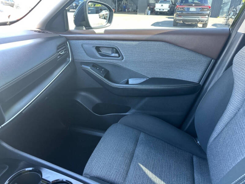2021 Nissan Rogue S