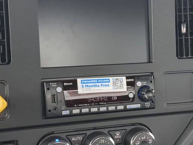 2026 Kenworth T280 with 21.5ft Chevron LCG Rollback