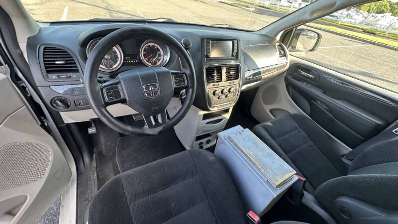 2016 Dodge Grand Caravan SE Plus