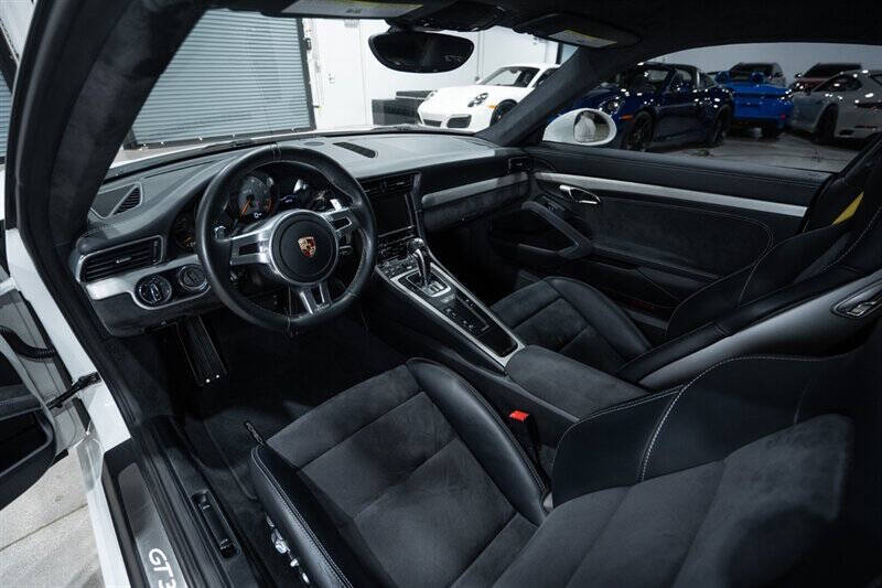 2015 Porsche 911 GT3