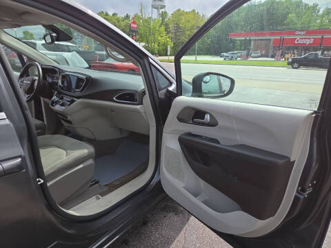 2017 Chrysler Pacifica Touring