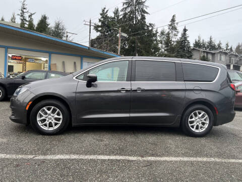 2017 Chrysler Pacifica Touring